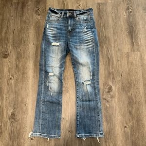 Risen OG straight leg Jean size 25 regular length inseam 26”